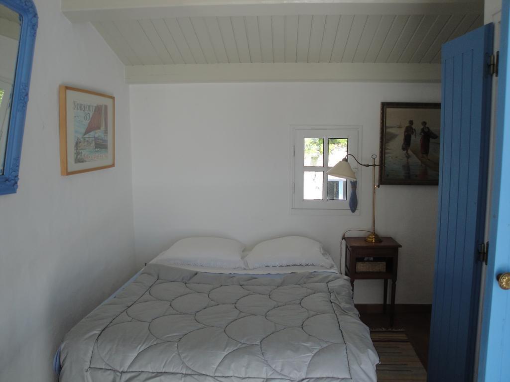 Le Buzet Bleu Bed & Breakfast Noirmoutier-en-l'Île Exterior foto